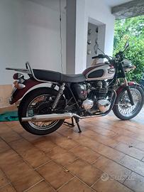 Triumph Bonneville 790 cc anno 2001