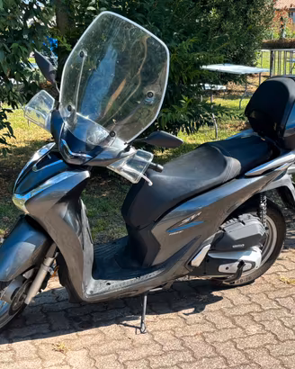 Honda SH 150  anno 2021 km 22.000
