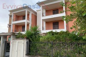 quadrilocale 2 bagni terrazzo garage e corte