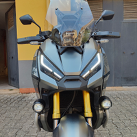 Honda x-adv 750 2022