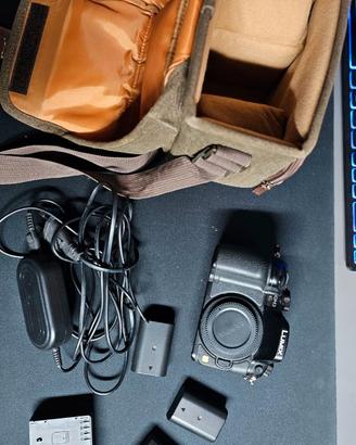 Panasonic GH3 con Accessori