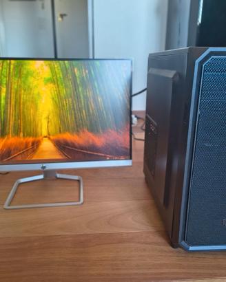 PC fisso Ryzen 5 con SSD, HDD 1TB e monitor HP 22