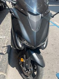 T-max 560