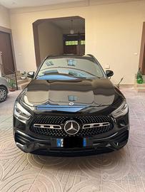Mercedes GLA 200d, 150 cv.