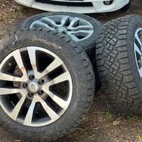 Cerchi e gomme Range rover