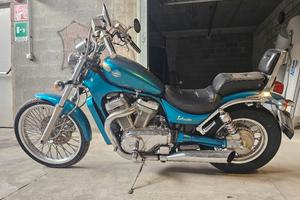 suzuki intruder 600