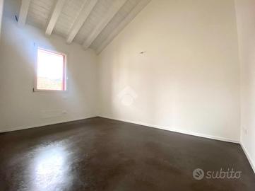 PORZIONE DI BIFAMILIARE A MASER