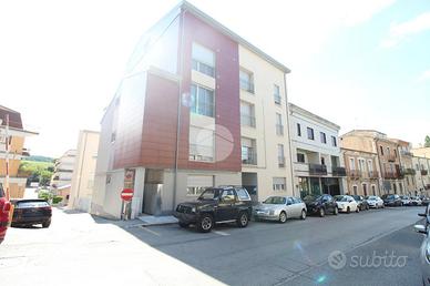3 LOCALI A CAMPOBASSO
