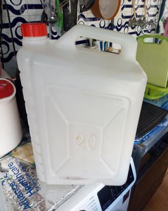 6 Bidoni da 20 litri 
