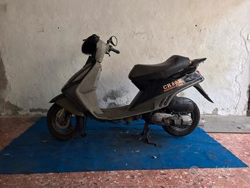 Smembro scooter Yamaha