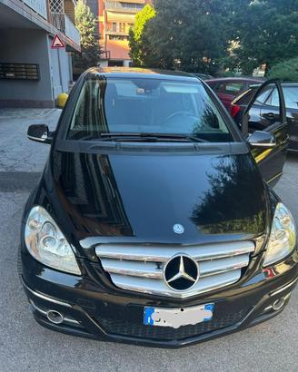 Mercedes-Benz Classe B 200 CDI Premium Automatica