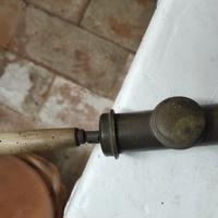 vecchio nebulizzatore insetticida 