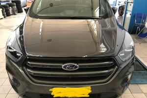 Ford Kuga ST Line TDCI 120 cv
