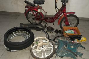 Ciclomotore ciao +vari ricambi ciclomotori