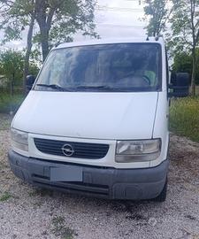 opel movano 