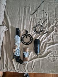 Blue Compass con shockmount e logitech glow