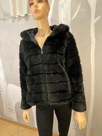 Eco pelliccia nera cappuccio cerniera nera tg.M/L