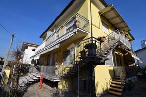 4 LOCALI A RICCIONE