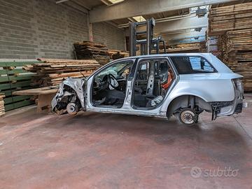 AUDI A4 AVANT - RICAMBI