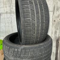 Pneumatici 235/35 R19 TOYO