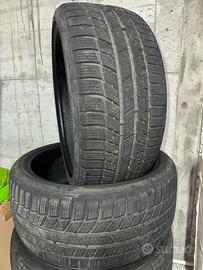 Pneumatici 235/35 R19 TOYO