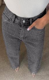 Jeans denim glitterati con strass