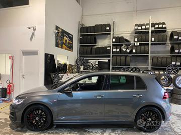 Cerchi NUOVI Volkswagen Golf GTI raggio 18 cod.178
