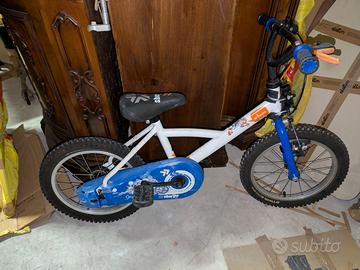 MTB 16 pollici Decatlon Btwin con ruote laterali