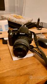 Nikon D3100 con obbiettivo 18-55mm