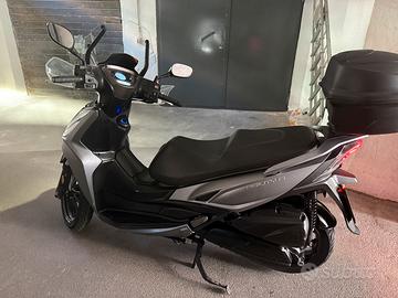 Kymco People 300 R16