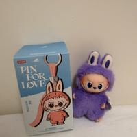Labubu Originale “T” - Pin for love