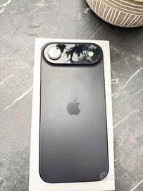 iPhone black 17 air 100% batteria poco trattabile