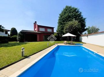 VILLA SINGOLA A CASSINA DE' PECCHI