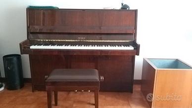 pianoforte verticale Petrof P116 E1 come nuovo