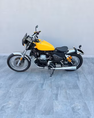 Moto guzzi nevada 750 cafe racer