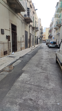 Garage posto auto 32 mq Giovinazzo