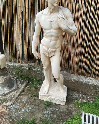 Statua