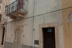  A CASAMASSIMA (BARI)  detto il PAESE AZZUZZURRO.