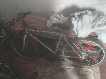 moutain bike , balance bike