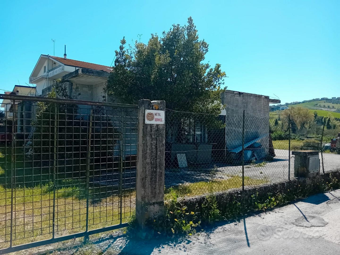 Terreno e fabbricato - Vista 3