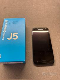 Samsung J5