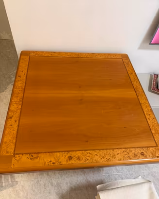 Tavolo di legno