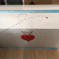 BAULE IN LEGNO DECORATO A MANO