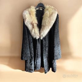 Pelliccia in Astracan con collo di Volpe