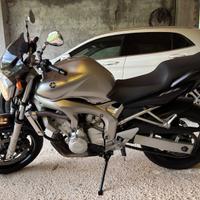 Yamaha FZ6