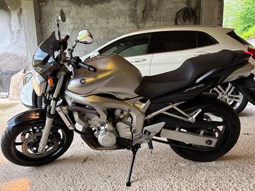 Yamaha FZ6
