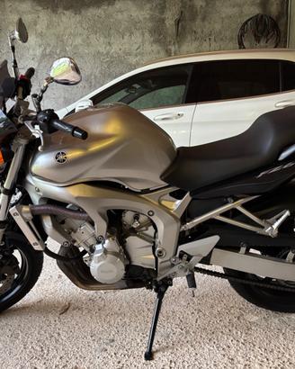 Yamaha FZ6