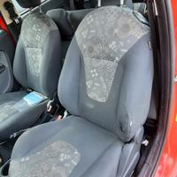 FORD KA 2015 - TAPPEZZERIA