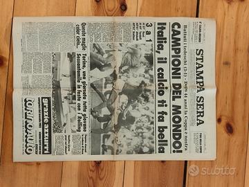 giornale stampa campioni del mondo 12 Luglio 1982