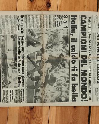 giornale stampa campioni del mondo 12 Luglio 1982